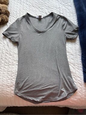 Women's V-Neck Muscle Tee - Gray